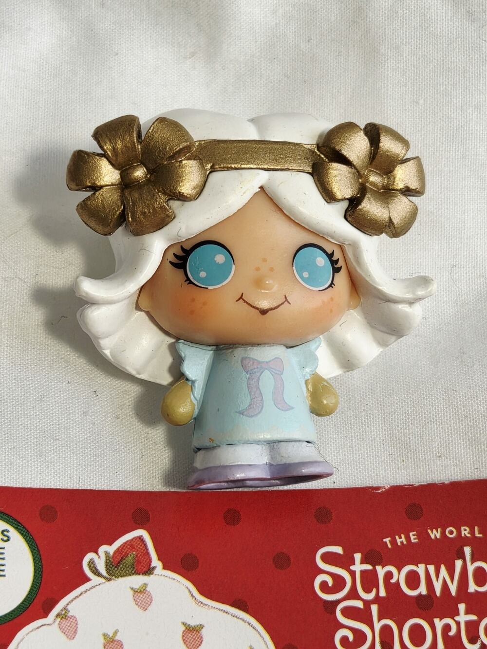 Strawberry Shortcake Cheebee Mini Figure-Angel Cake Topper